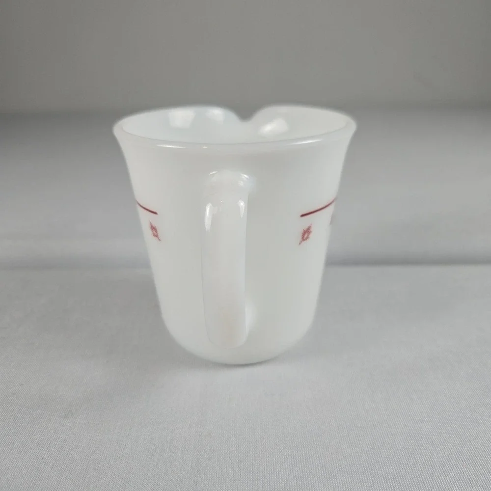 Corning Ware Country Cornflower Red Hearts Creamer Pitcher 20 oz White USA